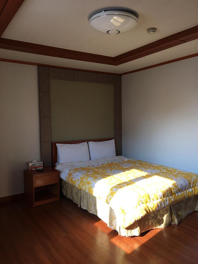 The Beauty Hotel Гангнеунг Екстериор снимка