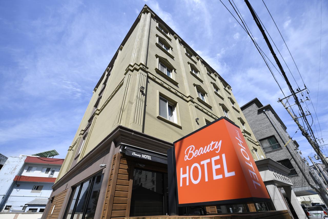 The Beauty Hotel Гангнеунг Екстериор снимка