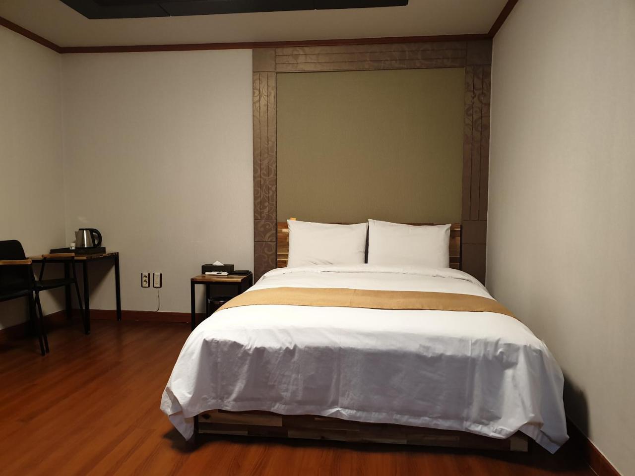 The Beauty Hotel Гангнеунг Екстериор снимка